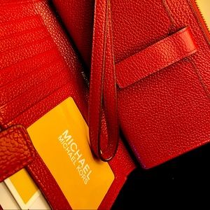 Michael Kors - Wallet DBLZP Leather Phone Wristlet